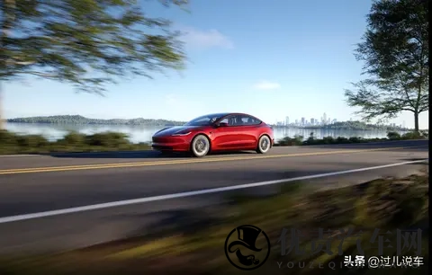 特斯拉 Model 3 vs 蔚来 ET5T，谁才是新能源轿车的大哥？-2