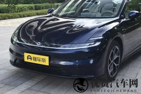 懂生活的人，选这款纯电轿车，续航510km，带娃出游不费劲-1