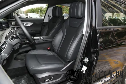 瑞虎8 PRO 2025款290T两驱豪华版：性价比之王的实力剖析-2