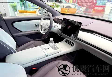 长安启源A06上市:1099万起,配激光雷达+800V快充!-1