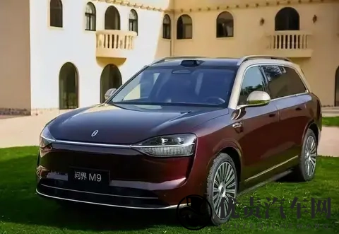 问界卖爆了，宝马还在硬撑，用户用脚投票选未来-3