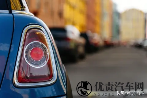 为什么说开车犹豫是大忌，有很大的安全隐患？-2