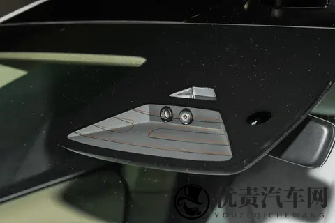 长安启源A06掀桌子了 车长4885mm配双叉臂悬挂 1199万起步即高配?-1