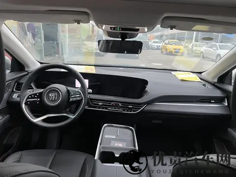 2023款别克君越：准新一手车，14万多体验越级享受？-3