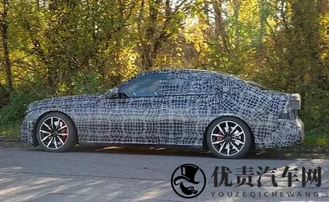 宝马巨变还在继续！新款“3系”全面路试，外观离了大谱了-2