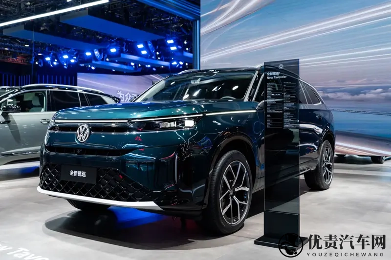 全新揽巡亮相，硬核美学和澎湃动力重塑中大型SUV市场竞争-1