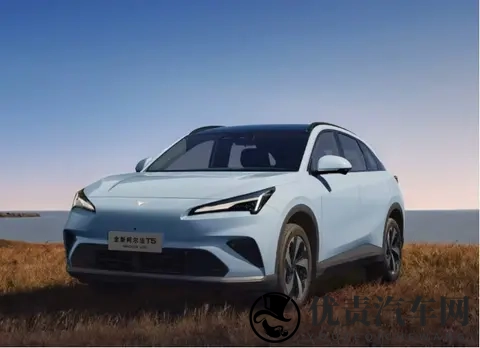 长途旅行好帮手，智驾让你更轻松-1