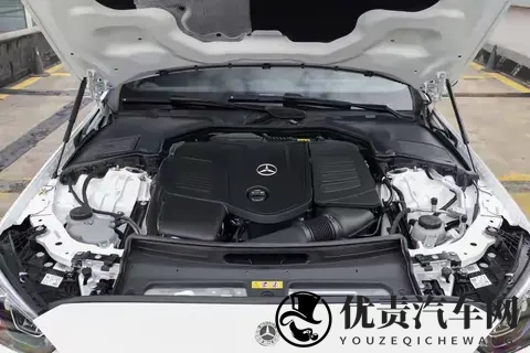 奔驰2026款C级亮相 全系换装20T动力引爆市场-1