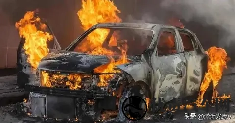 某车企狂举报自媒体,越捂越漏,公众用脚投票-1