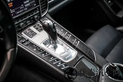 1299万元!东风日产天籁·鸿蒙座舱正式上市-1