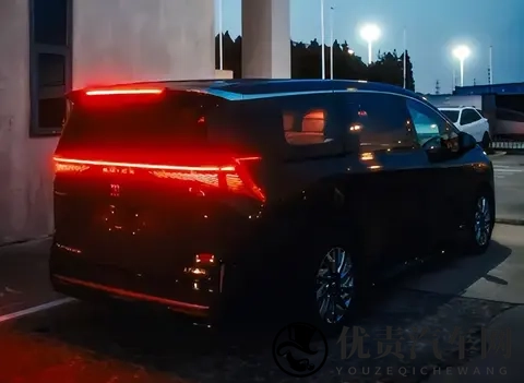 别克新MPV咋选?车长5米26,三种动力,纯电续航632km,首选插混-2