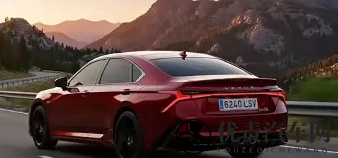 雷克萨斯要逆袭?新GS混动轿跑杀回战场!-1