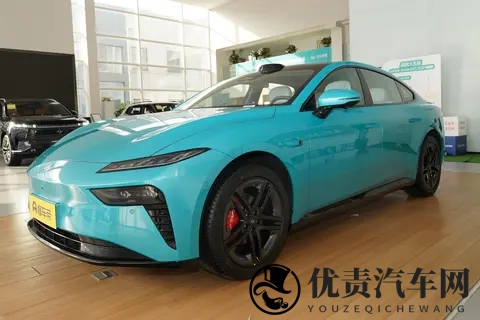 东风奕派eπ007+ 全系激光雷达、骁龙8295芯片，还配电动尾翼-3