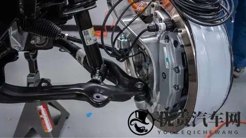 东风奕派007完成申报：功率400千瓦，中国首款量产四轮毂电机车型-1