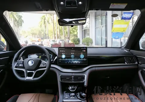 想买SUV的朋友看过来,盘点四款家用新能源SUV,有你喜欢的吗?-1