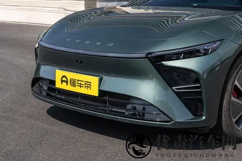 11 月购车好时机！2025 款星纪元 ES 实力圈粉，这波福利别错过-2