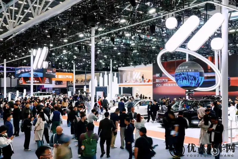 2025广州车展，智己LS9和LS6双焦点！-1