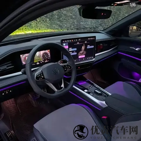 20万硬刚！凯美瑞混动吹上天？帕萨特Pro内饰动力双碾压！-1