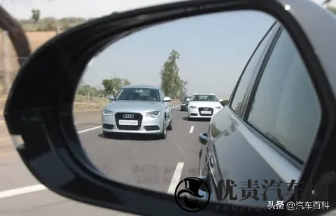 为什么说开车犹豫是大忌，有很大的安全隐患？-3