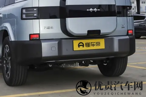 比亚迪钛7：科技大家用SUV，选这款方盒子，大空间，长续航，值吗-3