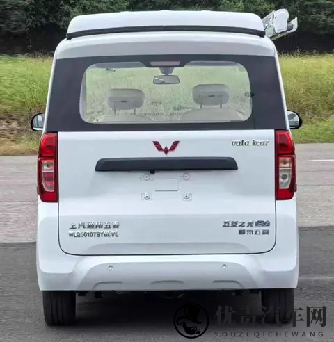 城市人买菜车改床车，五菱这招太狠，生活缝隙里藏着新活法-1