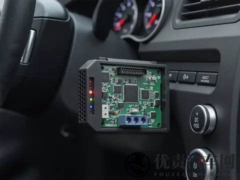 你的车，正在偷偷“监视”你！不开通这个功能连空调都用不了？-2