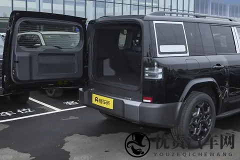 年轻人可以入手，方程豹钛7：个性和实用，它都做到了均衡-1