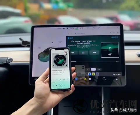 特斯拉妥协了！内测 CarPlay，马斯克向果粉低头救销量？-3