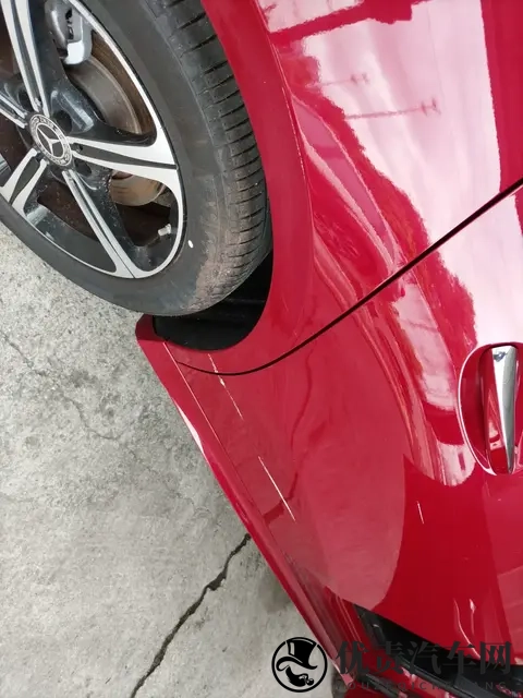 一手准新奔驰A级,红色时尚座驾,15万轻松拥有!-1