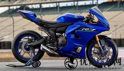 雅马哈R7推出26款，全新车架，新增电控向 R1 看齐-3