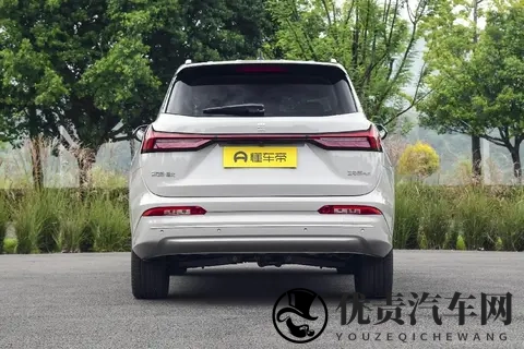 第三代蓝电E5 PLUS 1398万预售，电混全时四驱，纯电续航230km-2