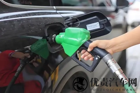 造车“赚钱密码”曝光！10万车6万成本，电池芯片赚走大半利润-1