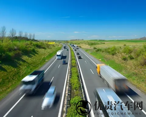 高速跑一趟省半箱油?老司机亲测的4个省油技巧-3