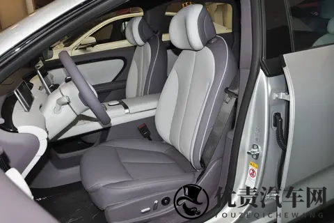 售价7099万元,岚图梦想家山河上市!-1