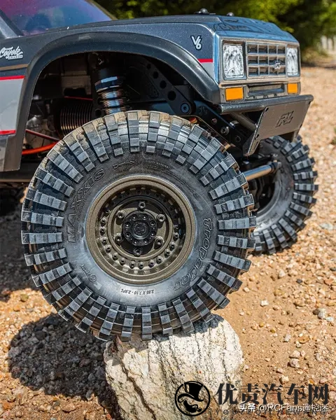 1039 万起！哈弗 H6L 上市主攻大五座家用场景-1