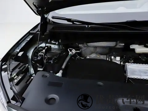 求推荐智驾好的混动SUV！红旗HS6PHEV、理想L6你选谁？-1