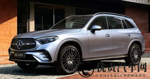 还没买车的有福了！新款奔驰GLC上市，降价增配，带智驾辅助-1