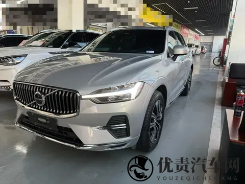 19万拿下北欧豪华SUV！2022款沃尔沃XC60，家用好选择-1