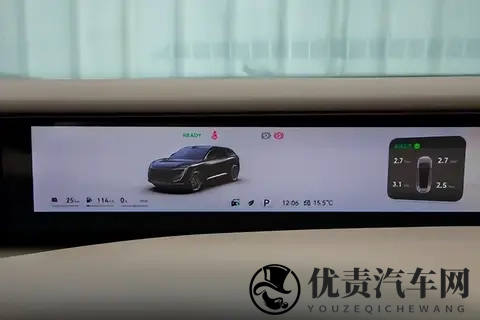 华为乾崑ADS 4+鸿蒙座舱，这款SUV“满配”开卷-3