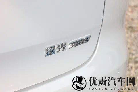 五菱星光730:738万起,带电动侧滑门,全能7座MPV-3