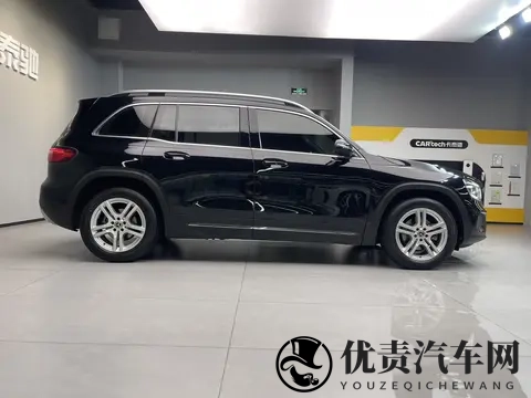 14万拿下21年奔驰GLB，家用代步一手车，精致之选！-3