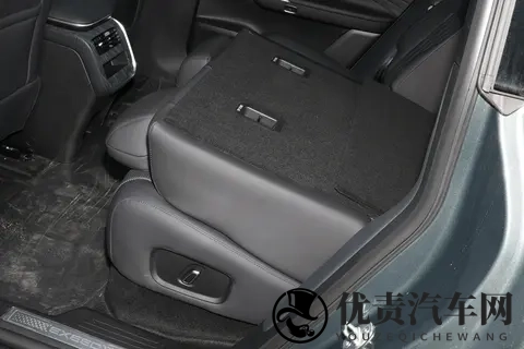 2025 款星途星纪元 ET 深度解析：20 万级价格，竟藏百万级用车体验？-3