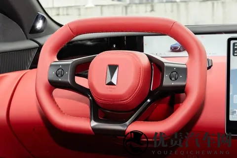 中大型纯电轿车怎么选？2026款阿维塔12全面测评，值得买吗？-3