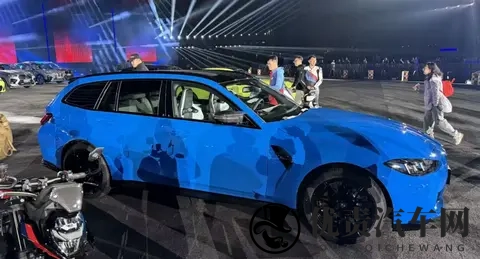 宝马M3旅行版上市，9439万元，比奥迪RS 4贵-1