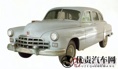 【看图说文】韶山冲里那辆银灰色吉姆车-2