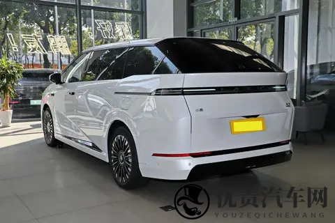 纯电续航452km,综合续航1602km,搭60L大油箱,小鹏X9增程版预售-2