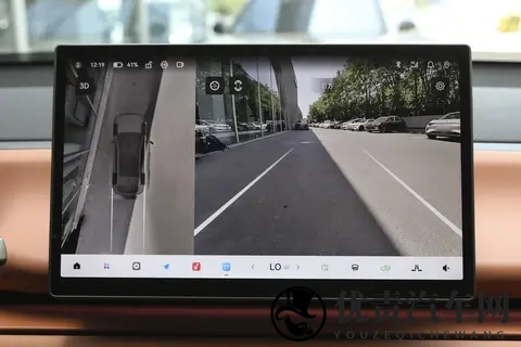 1228万起，605km续航+8295芯片！零跑C10的“技术平权”香不香？-1