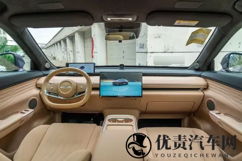 20 万左右，家用新能源 SUV 这台车能用，还能用，值得选吗？-1