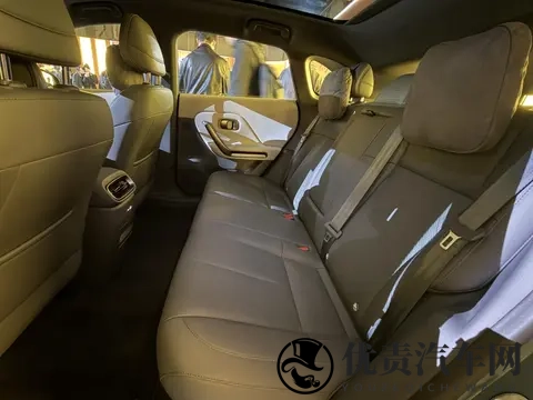 1058 万起 零跑Lafa 5 正式开启预售-1