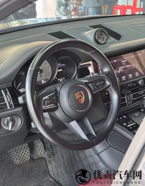 保时捷Macan S准新车，29T引擎，48秒破百，圆你跑车梦-1